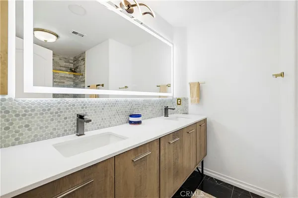 $1,179,000 | 23233 Sageview Court, Valencia, CA 91354