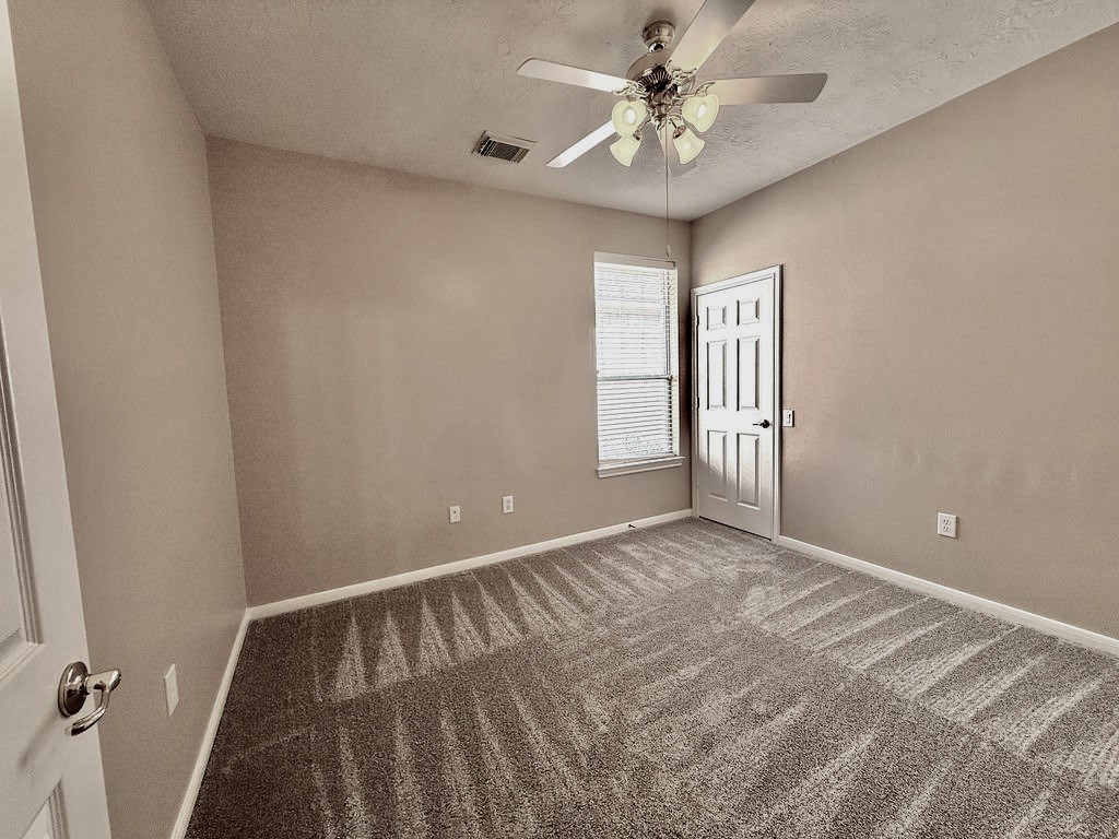 90 North Country Gate Circle Conroe, TX 77384 - Photo 33 of 43