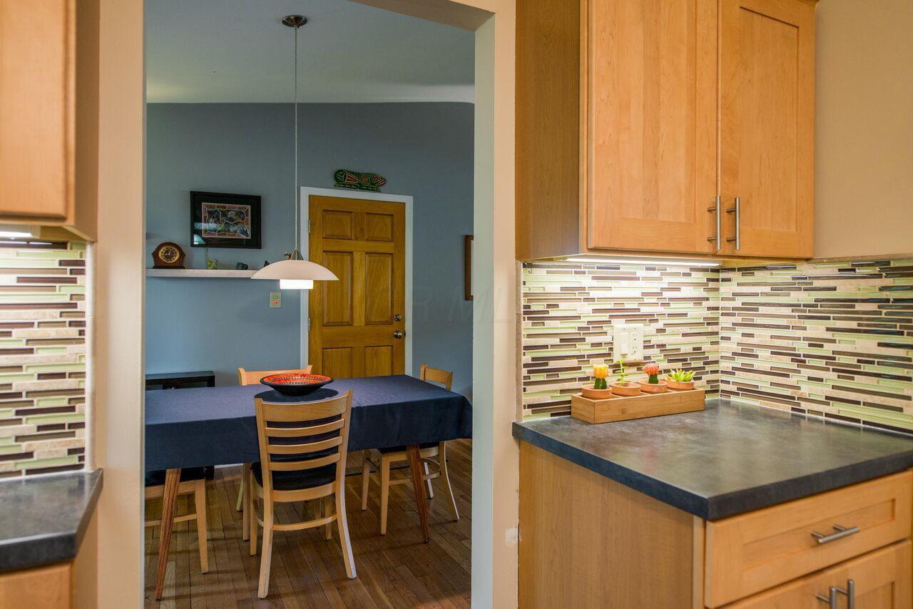 2799 Nottingham Road Upper Arlington, OH 43221 - Photo 12 of 53 Gallery Image 12