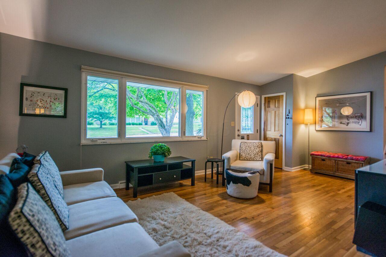 2799 Nottingham Road Upper Arlington, OH 43221 - Photo 4 of 53 Gallery Image 4