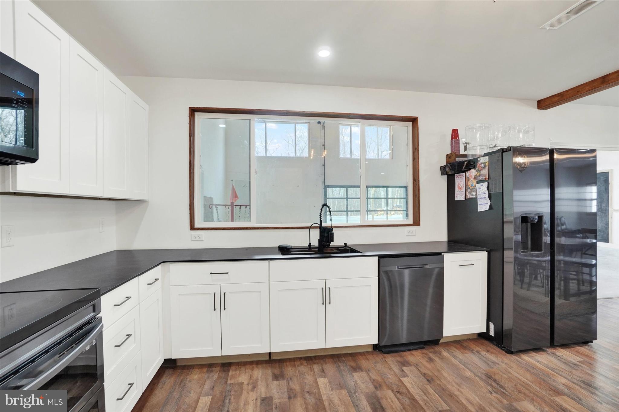 3828 Brownton Road Felton, PA 17322 - Photo 10 of 48