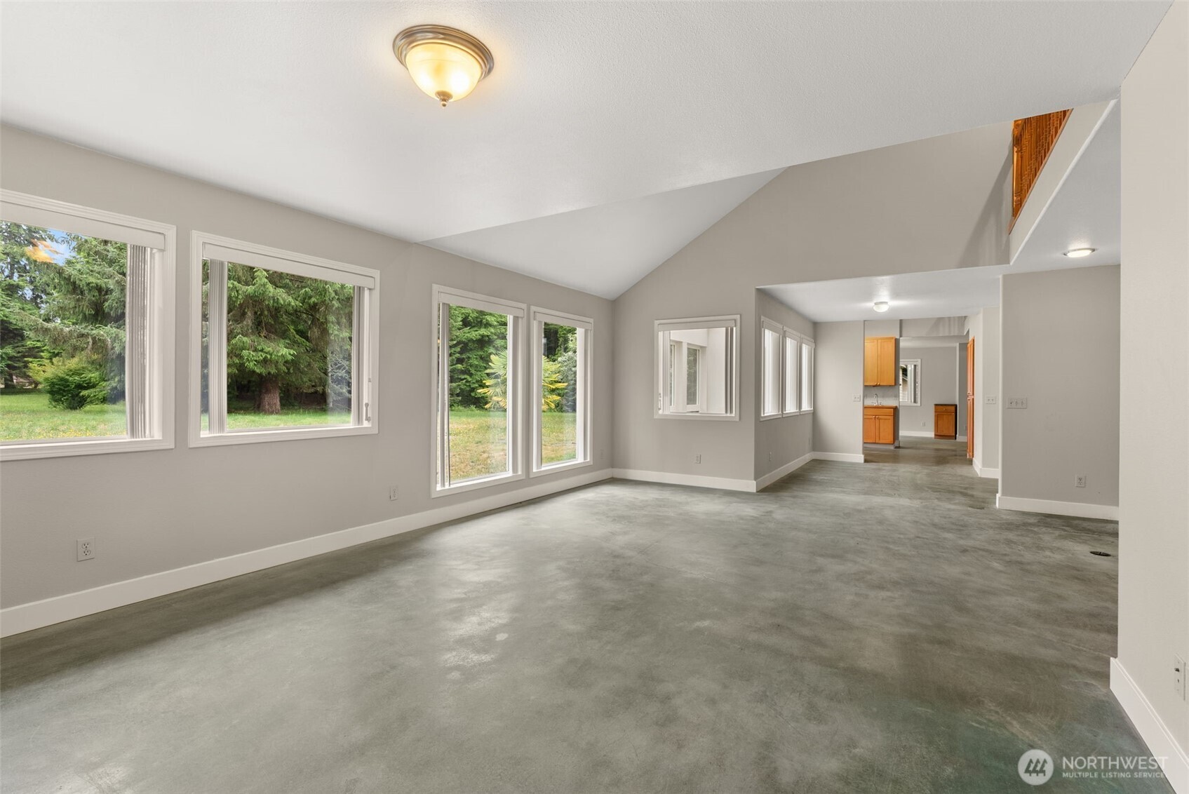 33 Rustemeyer Road Aberdeen, WA 98520 - Photo 13 of 39 a view of a livingroom with a staircase
