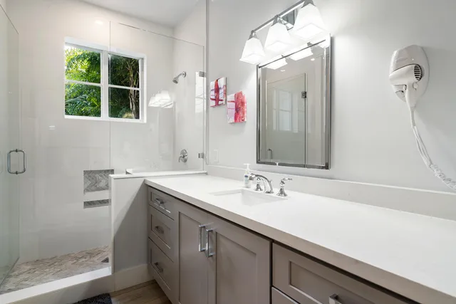 $2,649,000 | 81906 Overseas Highway, Unit 3, Islamorada, FL 33036