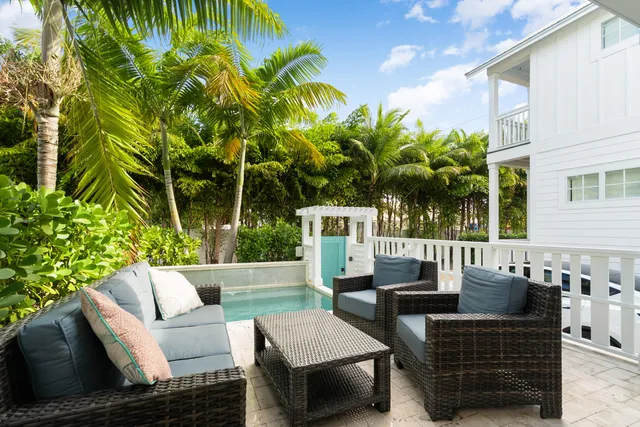 $2,649,000 | 81906 Overseas Highway, Unit 3, Islamorada, FL 33036
