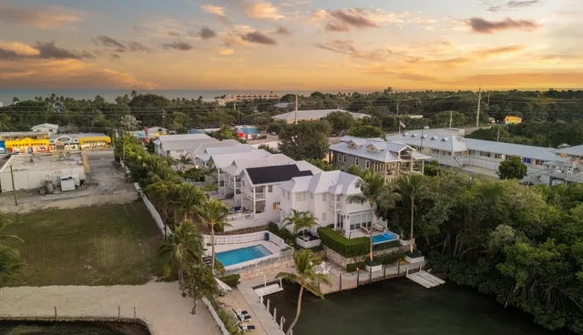$2,649,000 | 81906 Overseas Highway, Unit 3, Islamorada, FL 33036