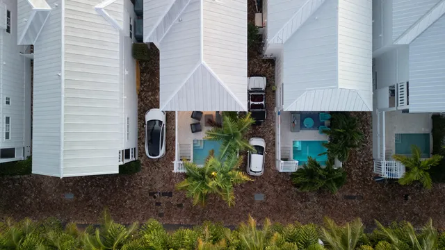 $2,649,000 | 81906 Overseas Highway, Unit 3, Islamorada, FL 33036