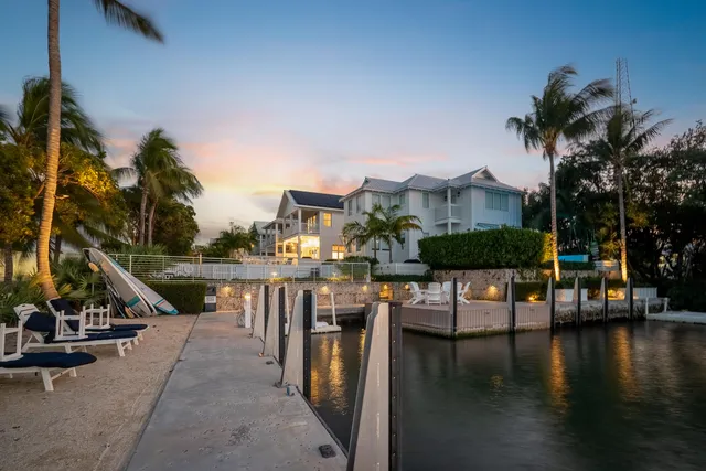 $2,649,000 | 81906 Overseas Highway, Unit 3, Islamorada, FL 33036