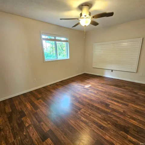 $199,900 | 1018 Forest View Drive South, Ellettsville, IN 47404