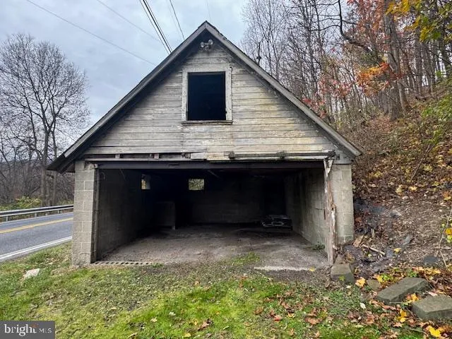 $99,900 | 548 Hawstone Road, Lewistown, PA 17044