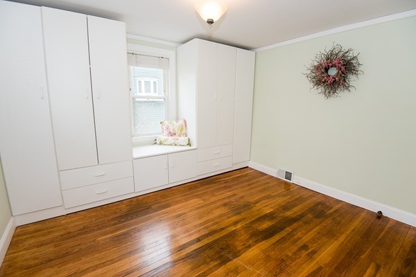 8 Rockaway Road Auburn, MA 01501 - Photo 12 of 30 Gallery Image 12