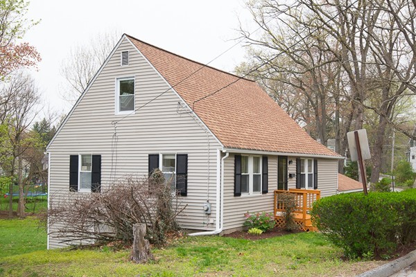 8 Rockaway Road Auburn, MA 01501 - Photo 2 of 30 Gallery Image 2