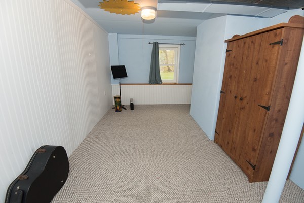 8 Rockaway Road Auburn, MA 01501 - Photo 22 of 30 Gallery Image 22
