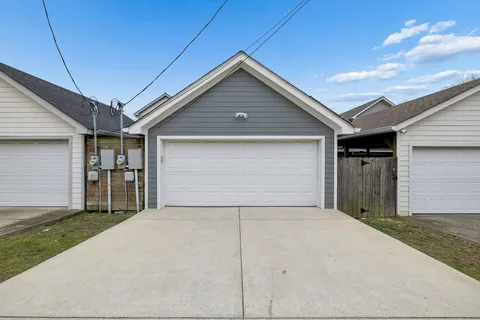 $725,000 | 5306 Illinois Avenue, Nashville, TN 37209