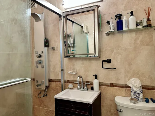 $3,500 | 102-30 66th Road, Unit 17B | Birchwood Towers