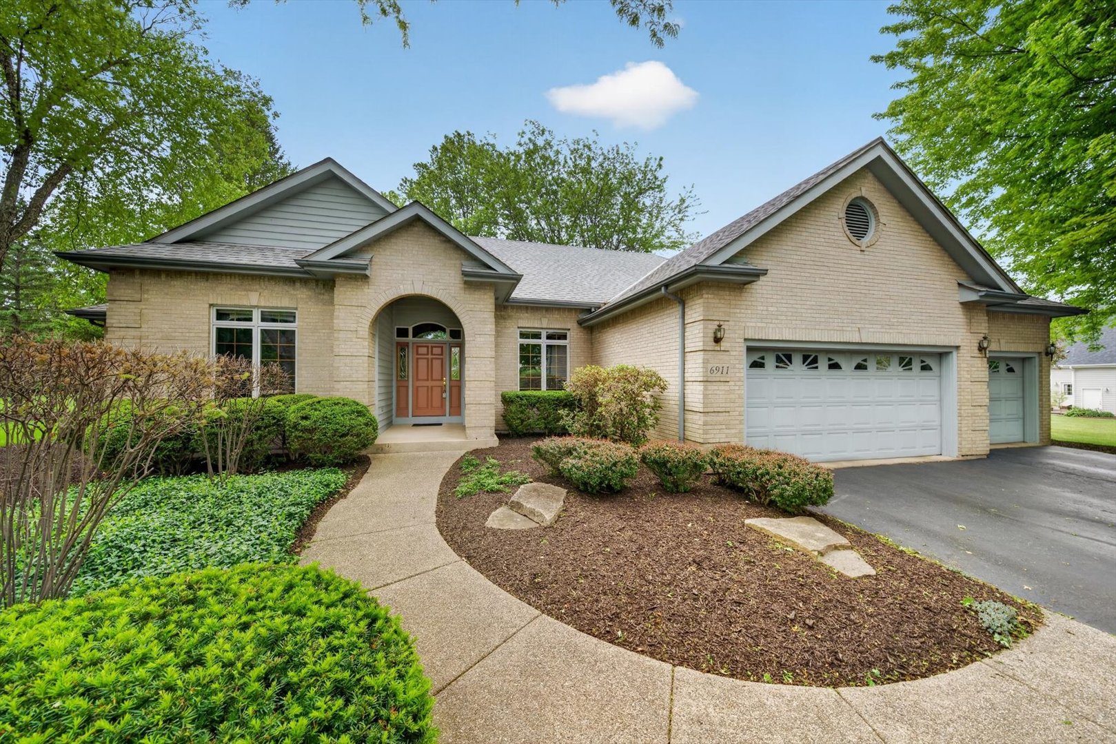 6911 Prairie Drive Spring Grove, IL 60081 - Photo 1 of 1