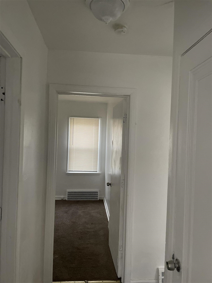 9649 Evergreen Road Detroit, MI 48228 - Photo 10 of 22