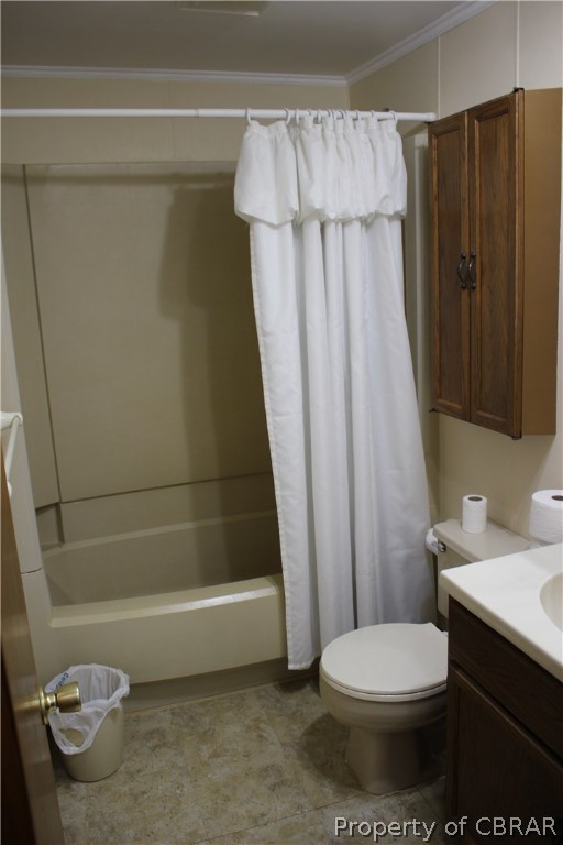 1174 North River Road Bohannon, VA 23021 - Photo 20 of 35 a bathroom with a shower and a toilet