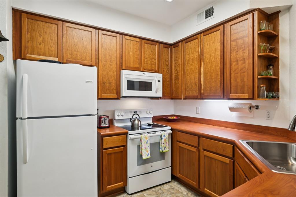 9955 Waterfront Trail Rowlett, TX 75087 - Photo 13 of 30