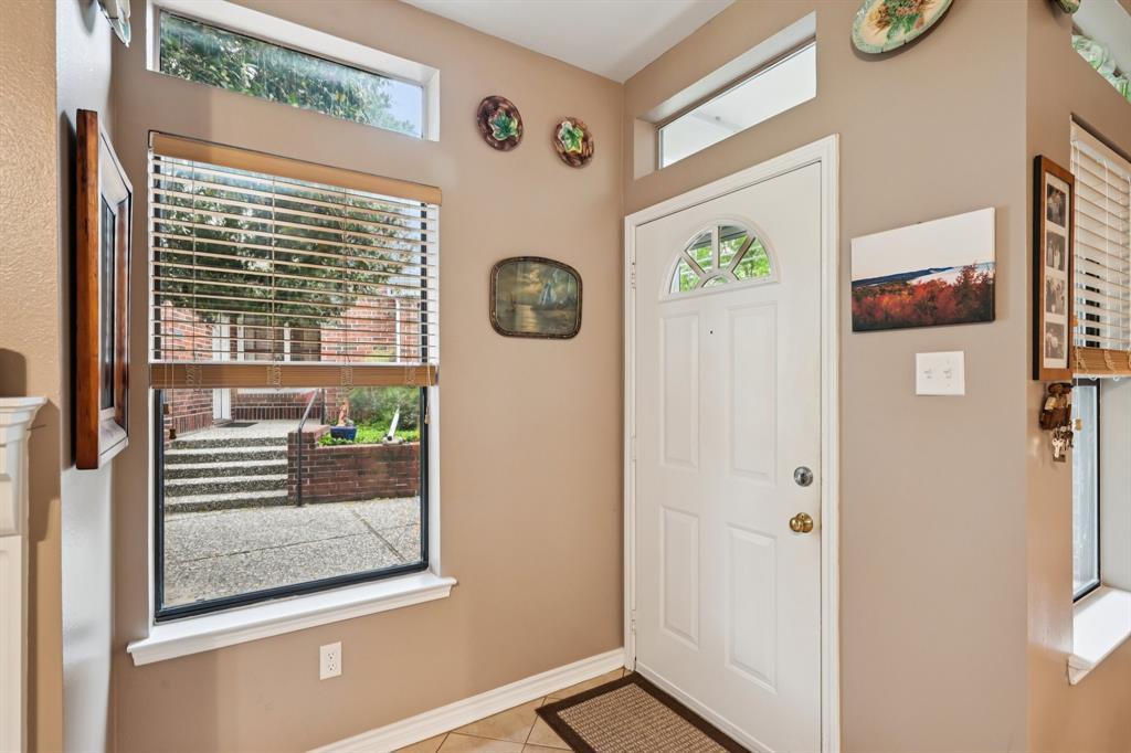 9955 Waterfront Trail Rowlett, TX 75087 - Photo 5 of 30