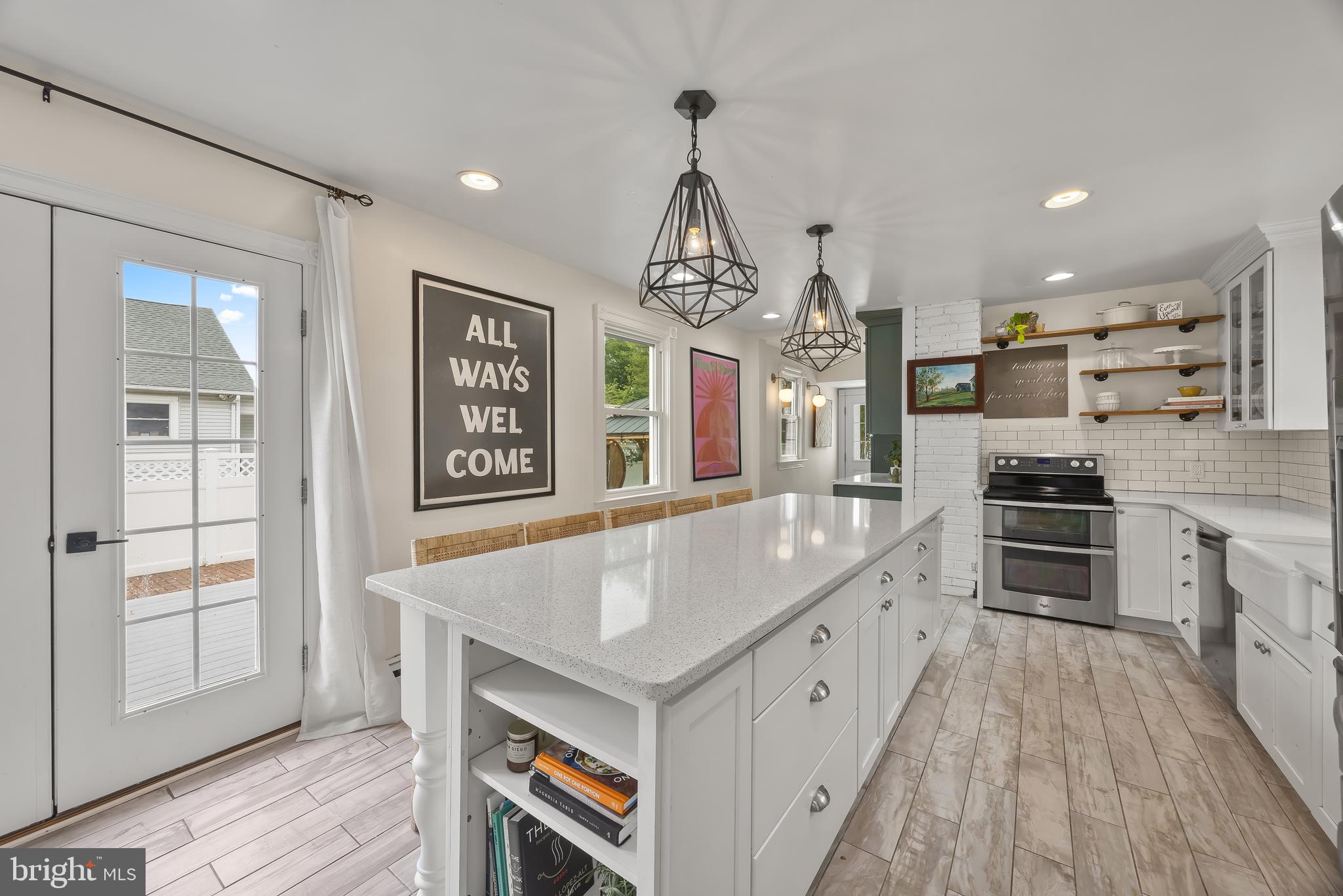 618 Love Point Road Stevensville, MD 21666 - Photo 13 of 41 Eat-in kitchen with large island