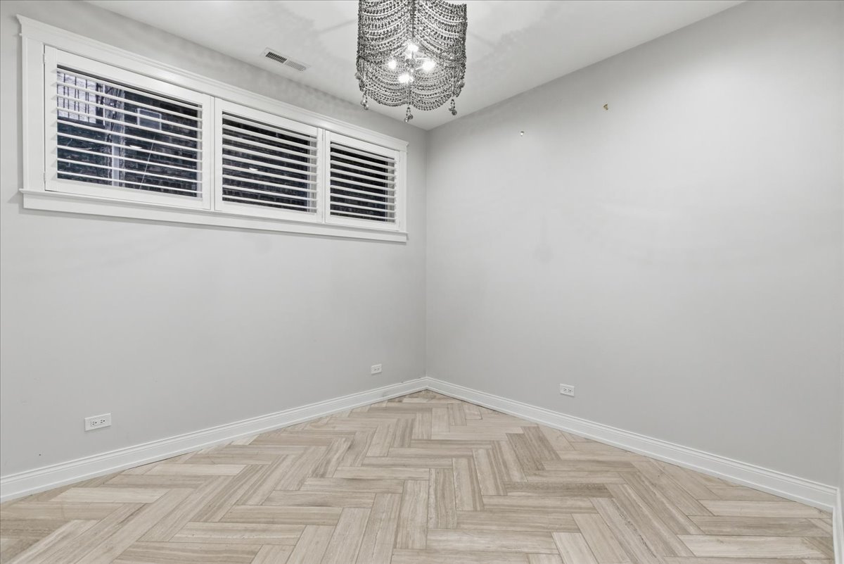 850 West Lill Avenue, Unit 1 Chicago, IL 60614 - Photo 15 of 23