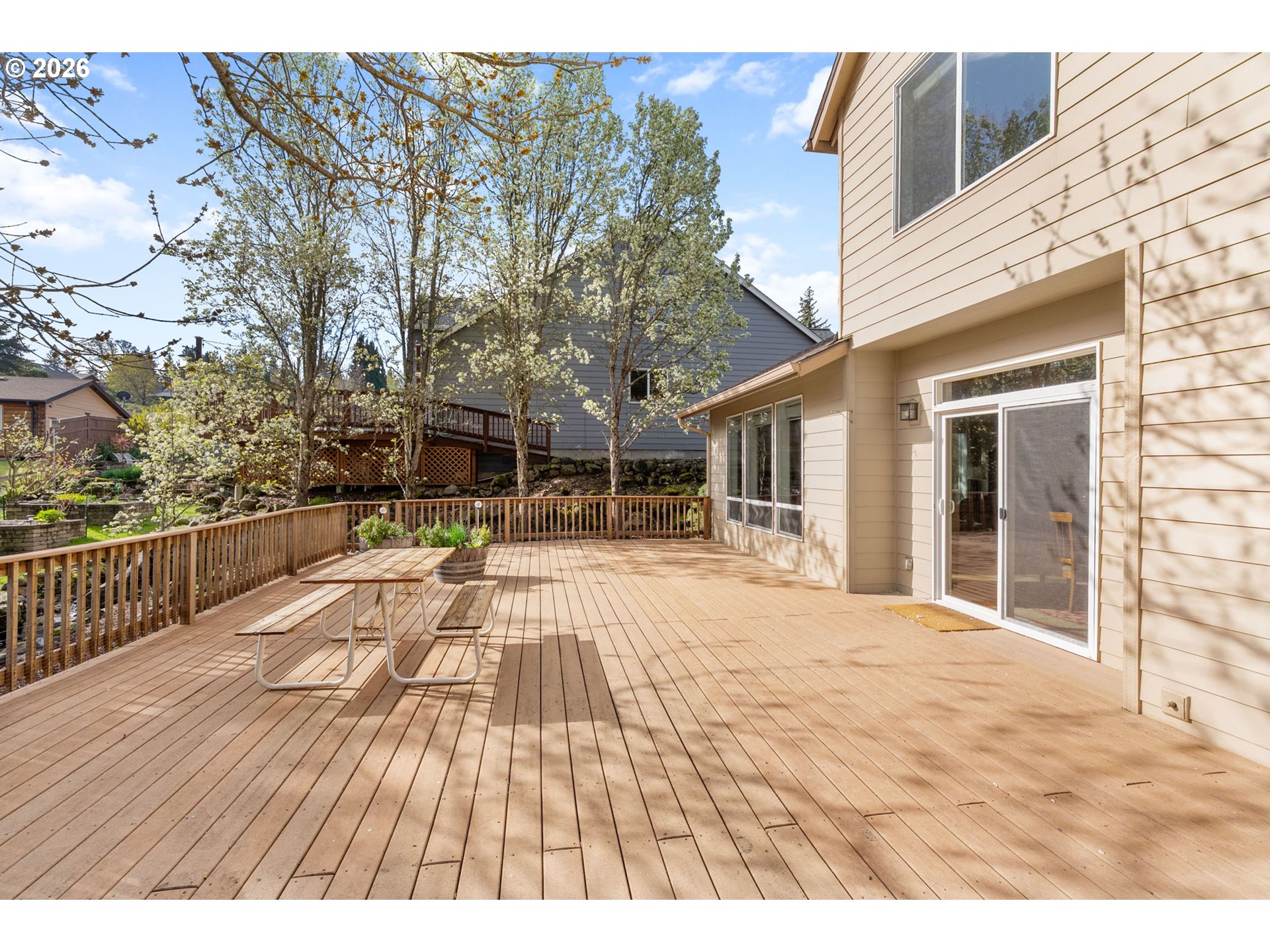 505 Dogwood Road Hood River, OR 97031 - Photo 4 of 45