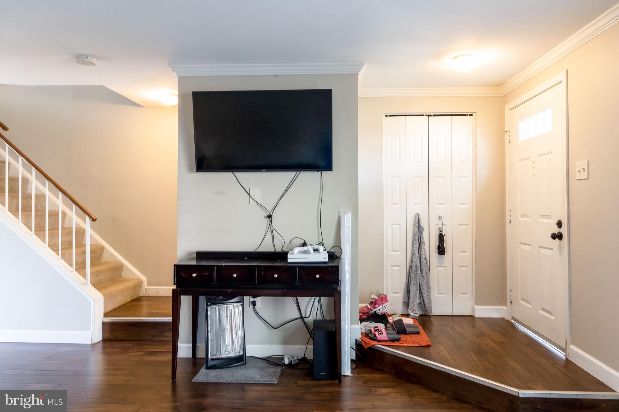 7403 Emerald Drive Manassas, VA 20109 - Photo 12 of 33