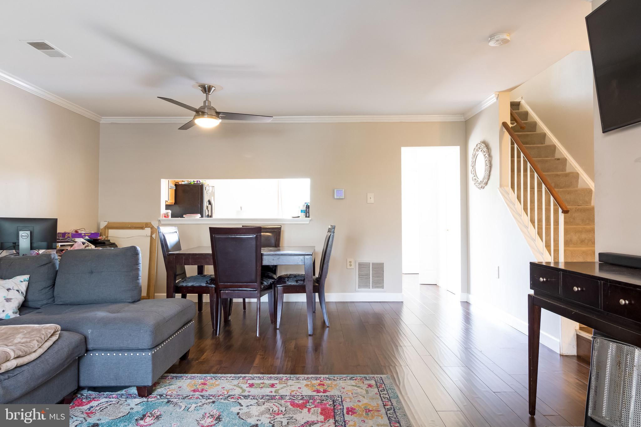 7403 Emerald Drive Manassas, VA 20109 - Photo 3 of 33