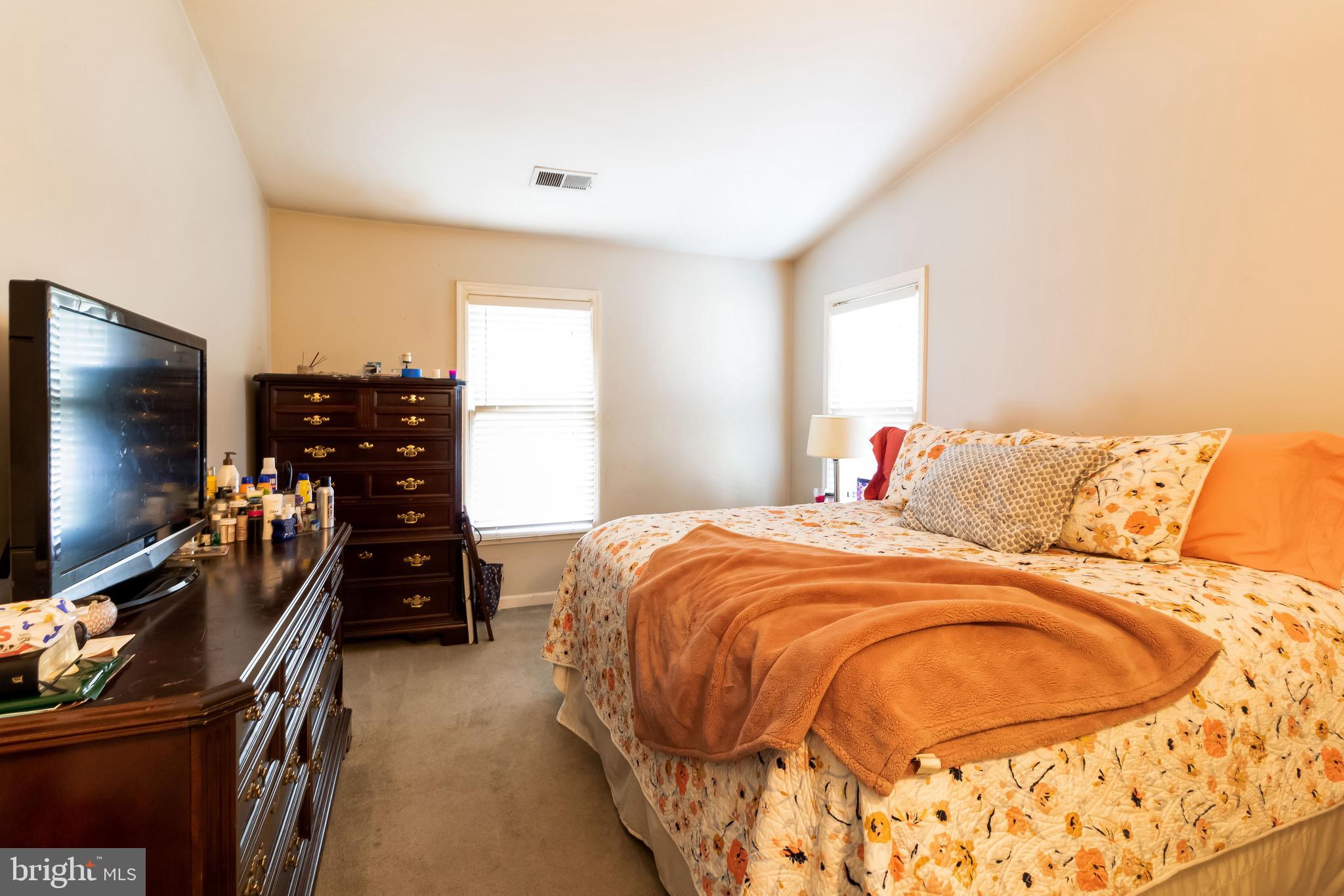 7403 Emerald Drive Manassas, VA 20109 - Photo 31 of 33