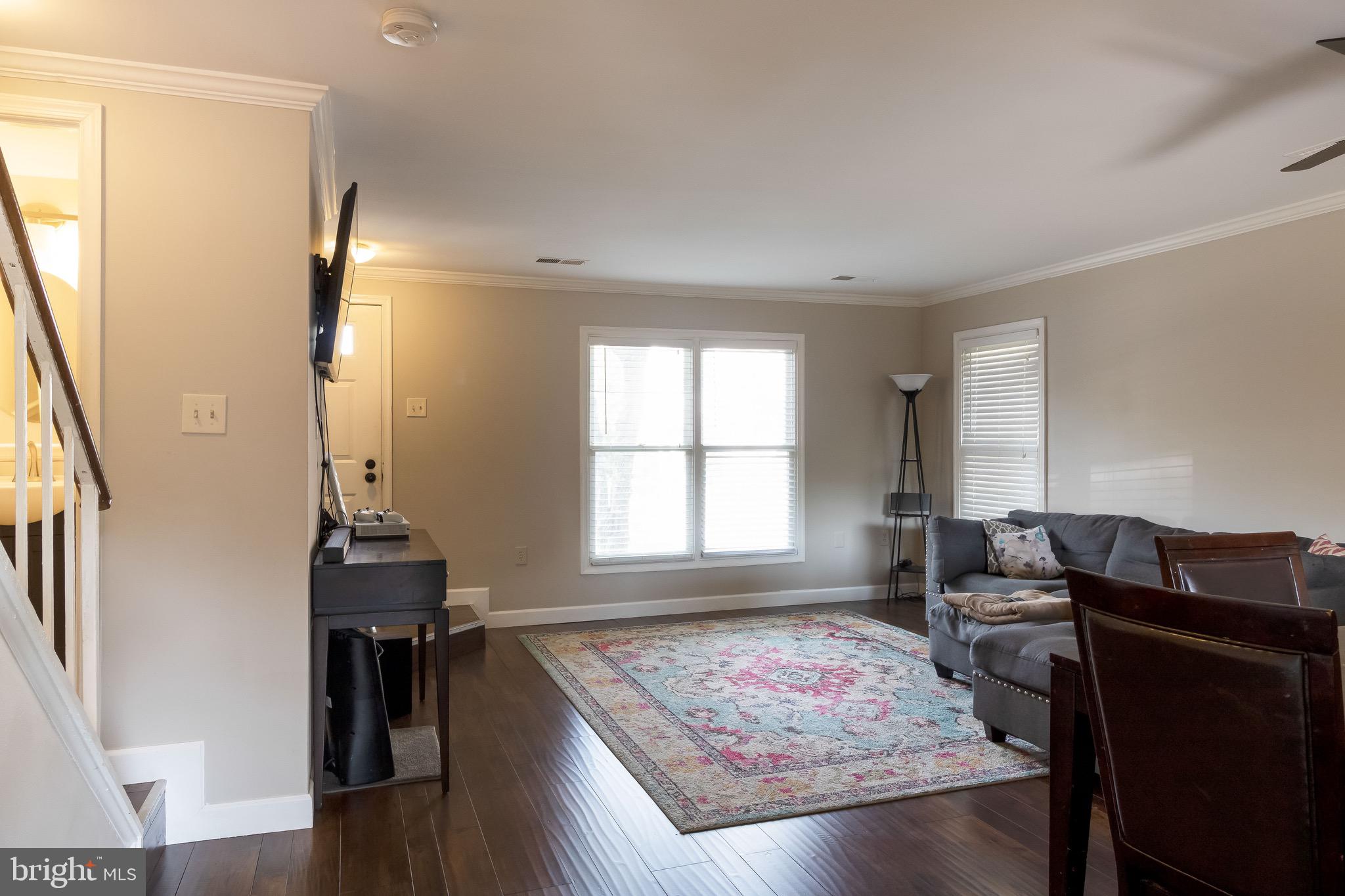 7403 Emerald Drive Manassas, VA 20109 - Photo 5 of 33