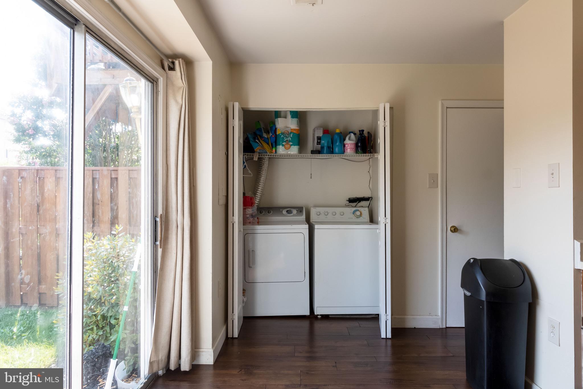 7403 Emerald Drive Manassas, VA 20109 - Photo 9 of 33