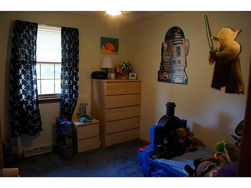 Bedroom. 
