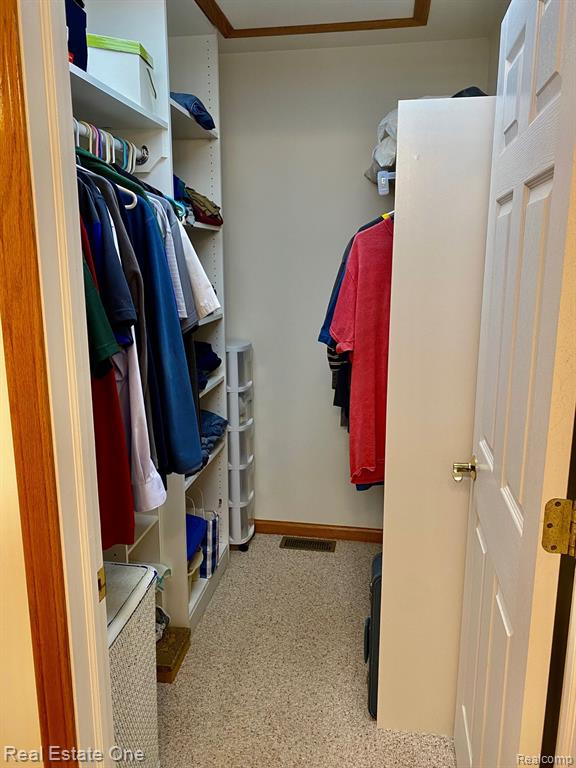 5568 West Mason Road Fowlerville, MI 48836 - Photo 26 of 39
