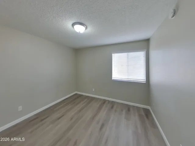 $1,999 | 4207 West Eva Street, Phoenix, AZ 85051