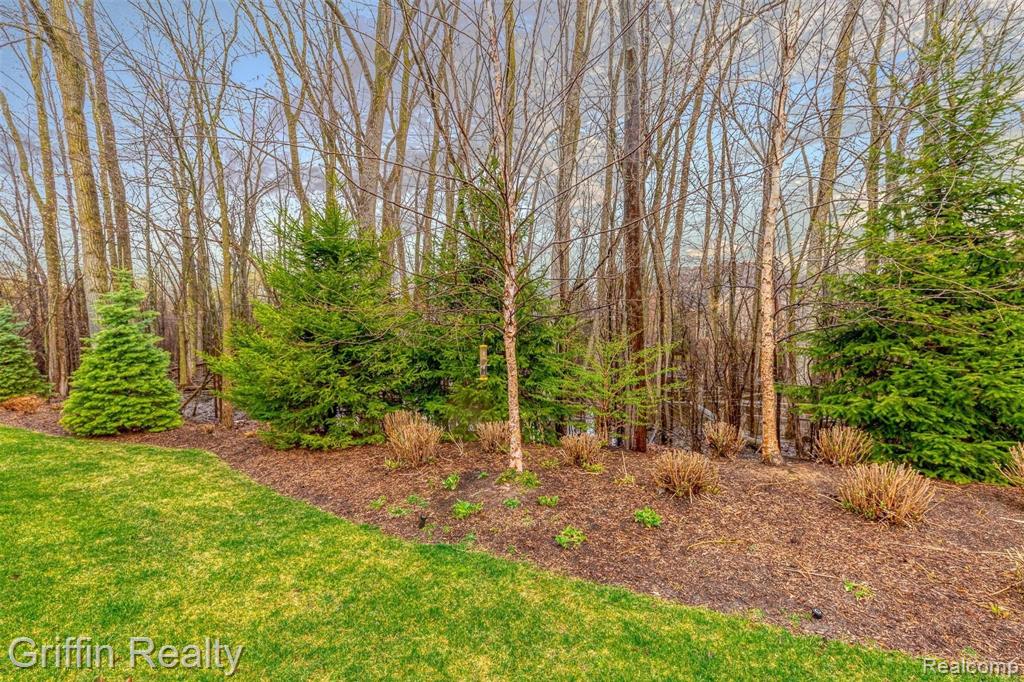3763 Windingbrook Circle, Unit 35 Rochester Hills, MI 48309 - Photo 43 of 44