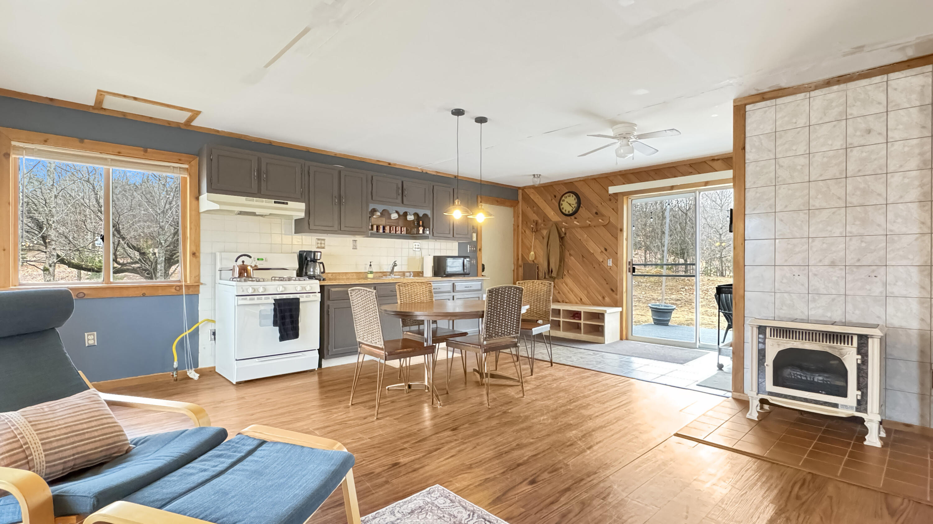 12854 Litzen Road Copemish, MI 49625 - Photo 8 of 33 Greg Bosscher (25)