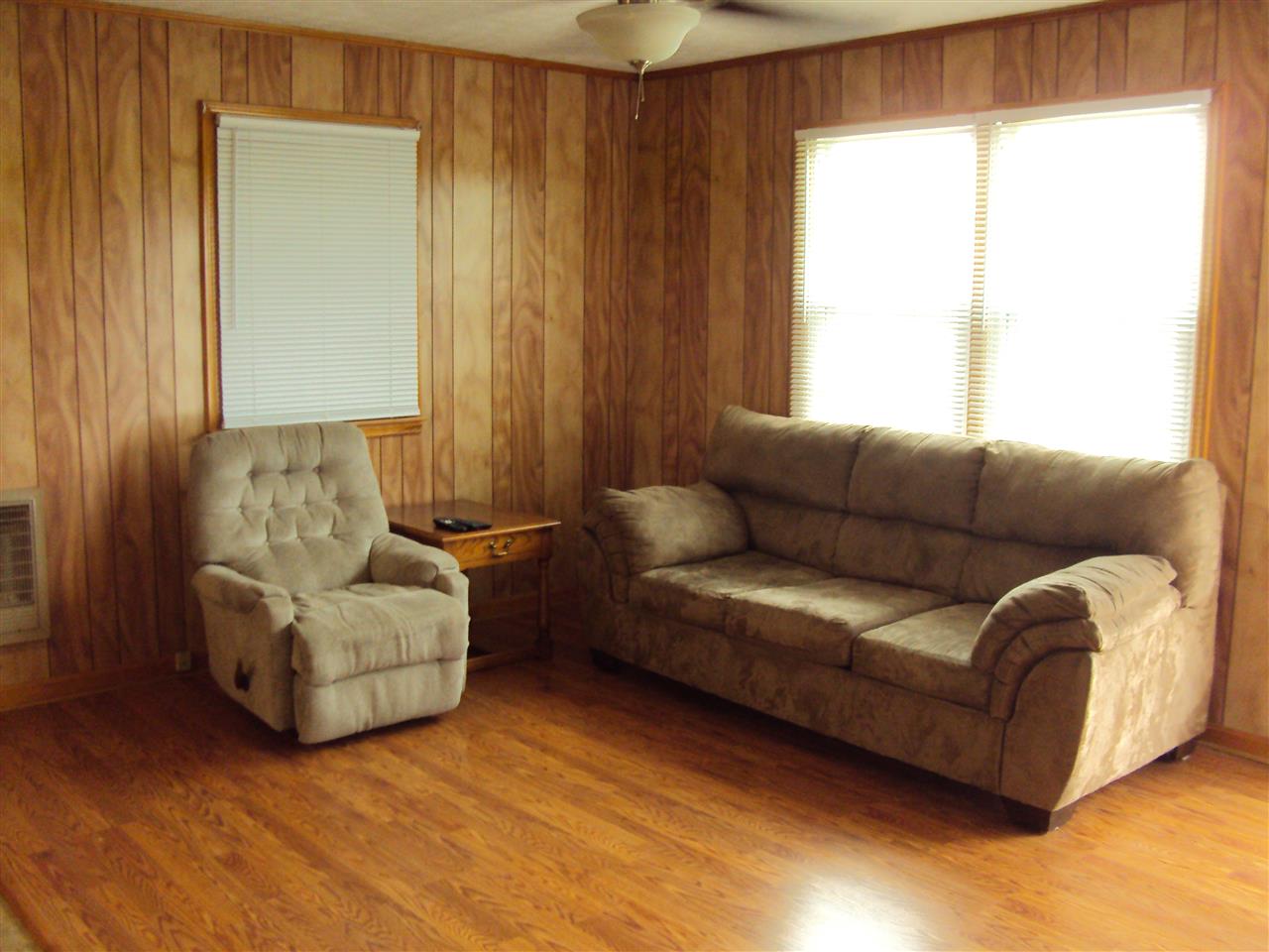 937 Mt Pleasant Road Glasgow, KY 42141 - Photo 2 of 5 Gallery Image 2