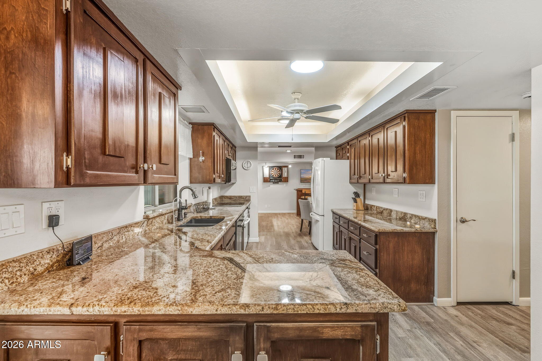 1824 East Ronald Road Phoenix, AZ 85022 - Photo 15 of 58 15-web-or-mls-DSC_3015