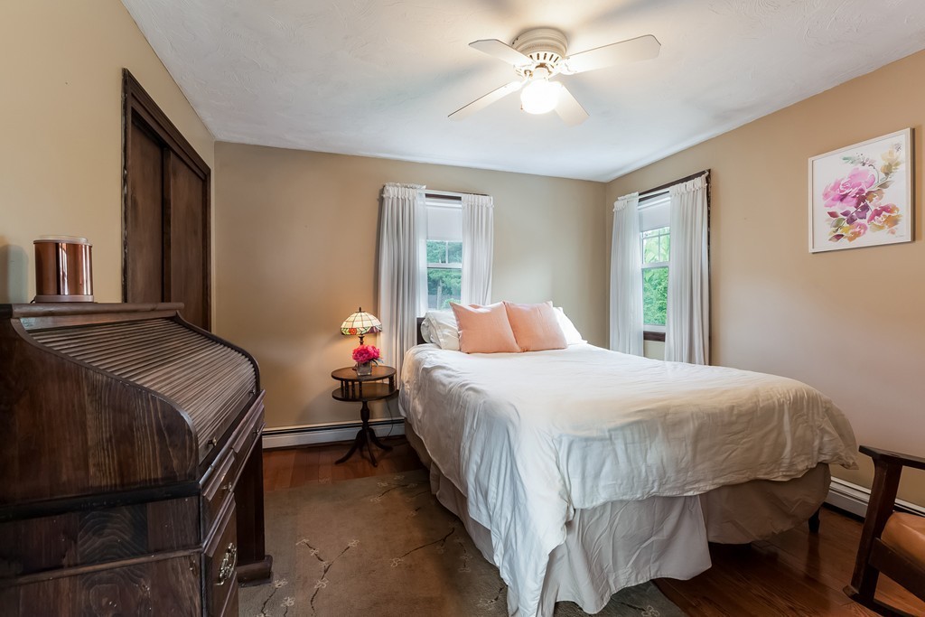 25 Partridge Road Weymouth, MA 02190 - Photo 13 of 21