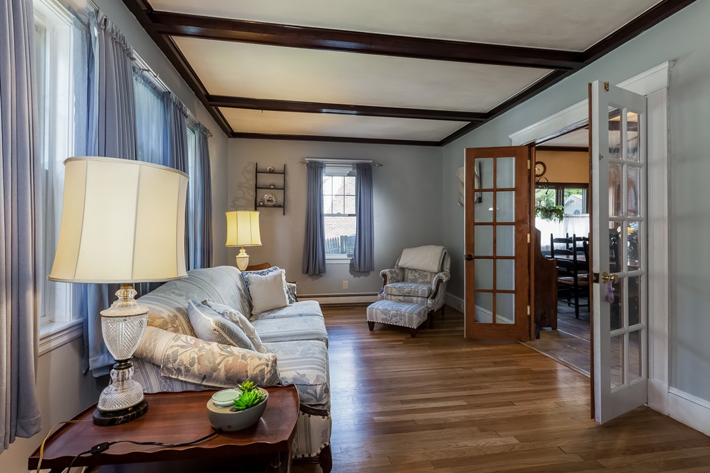 25 Partridge Road Weymouth, MA 02190 - Photo 3 of 21