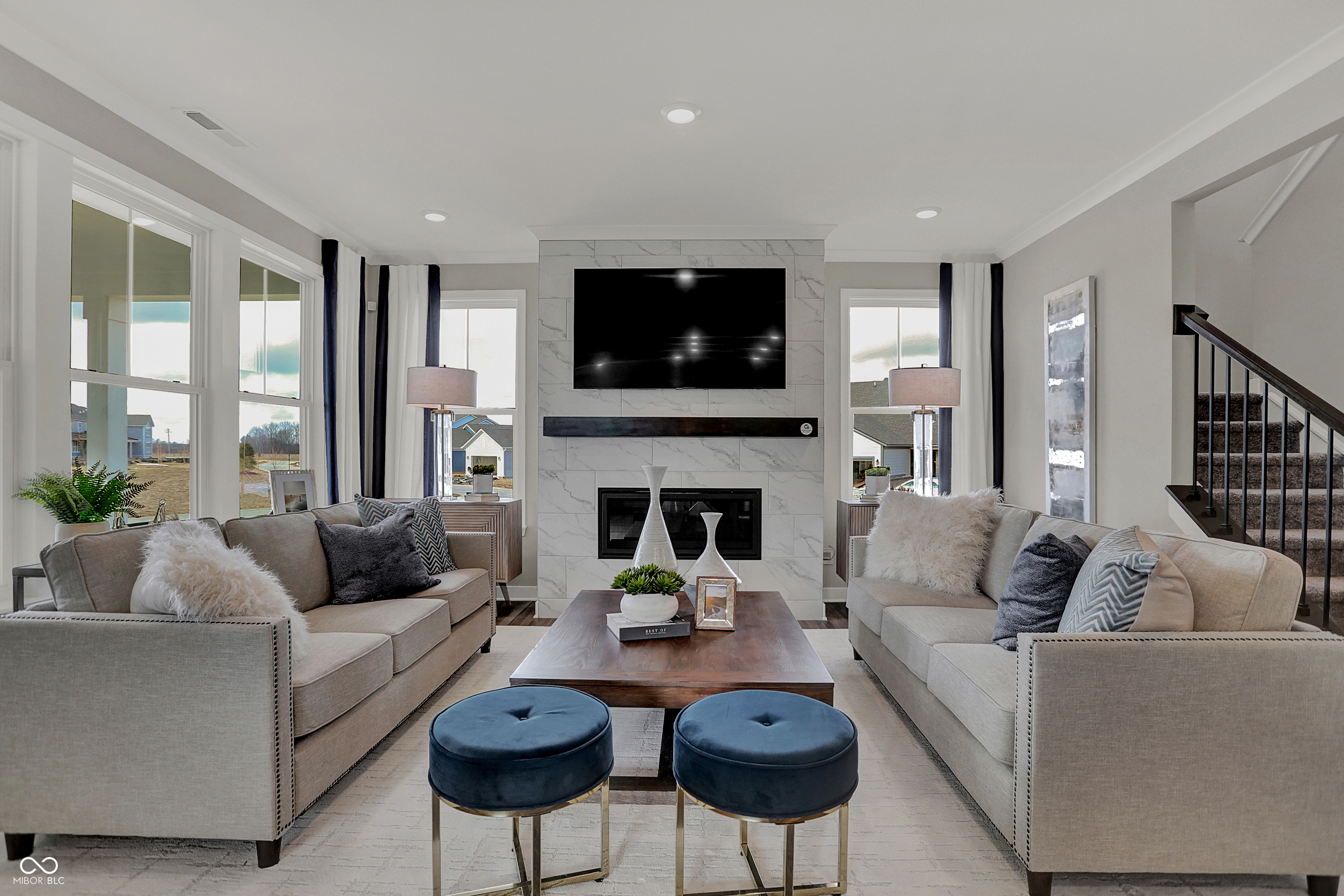 15464 Cardonia Road Fishers, IN 46037 - Photo 8 of 41