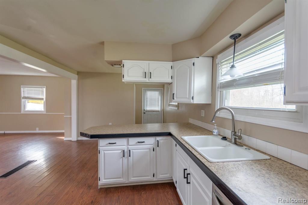 3801 Lansing Road Bancroft, MI 48414 - Photo 10 of 34
