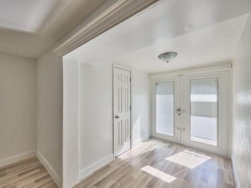2112 Longwood Road West Palm Beach, FL 33409 - Photo 9 of 12 Back entrance