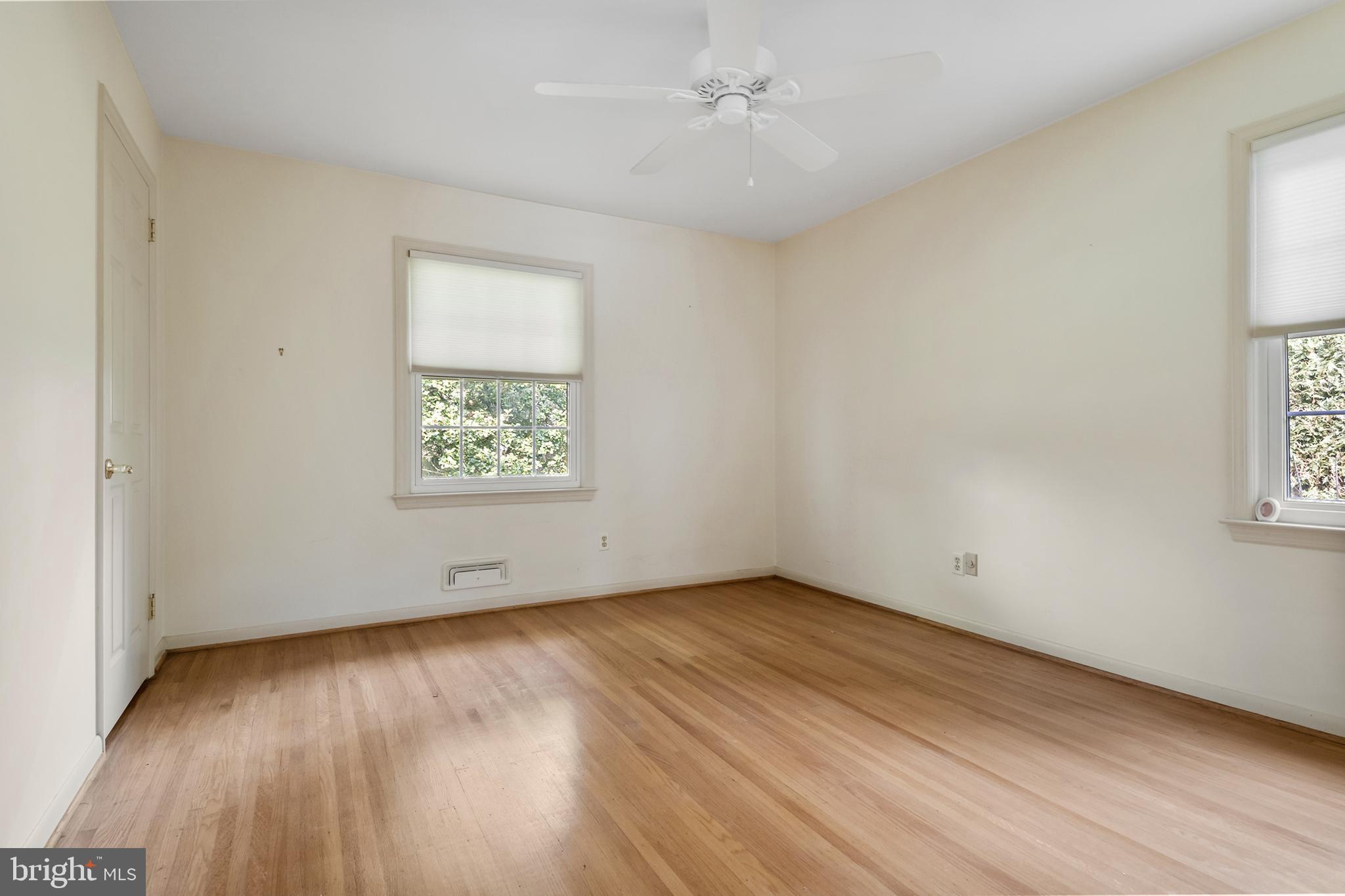 151 Pearl Croft Road Cherry Hill, NJ 08034 - Photo 25 of 32