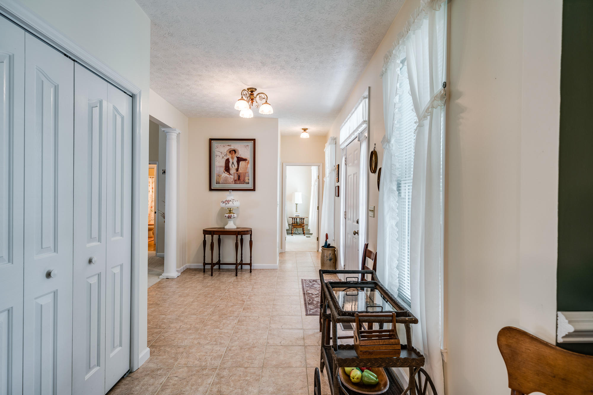 2012 Ona Road Crossville, TN 38572 - Photo 10 of 40 Spacious entry