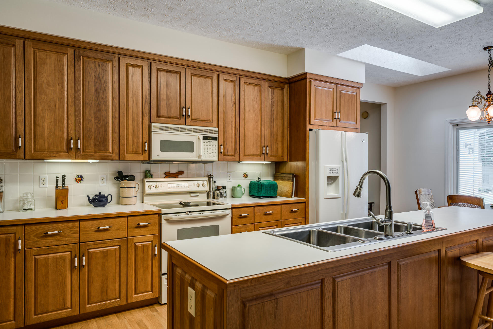 2012 Ona Road Crossville, TN 38572 - Photo 11 of 40 Great kitchen