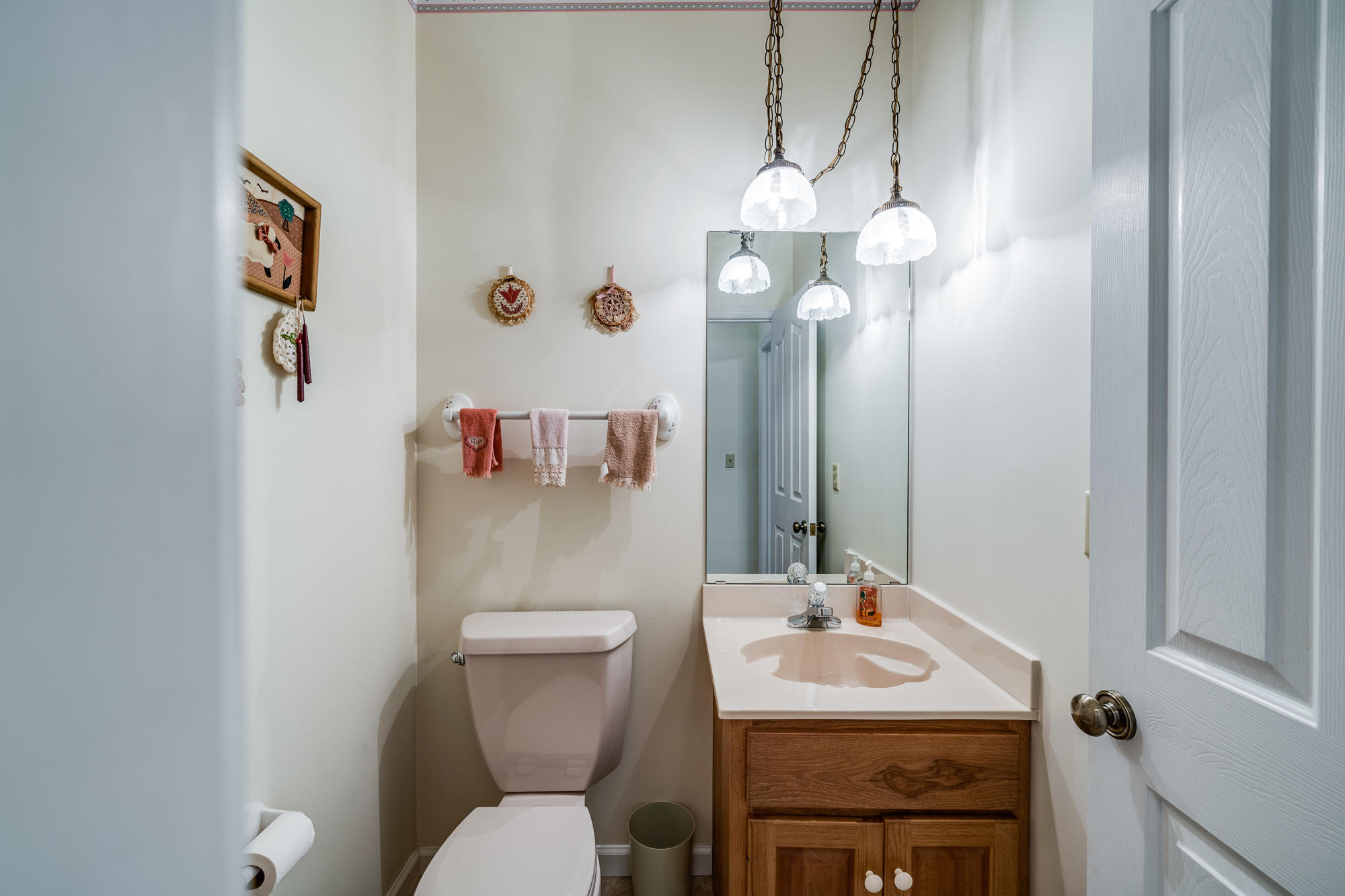 2012 Ona Road Crossville, TN 38572 - Photo 25 of 40 Extra half bath