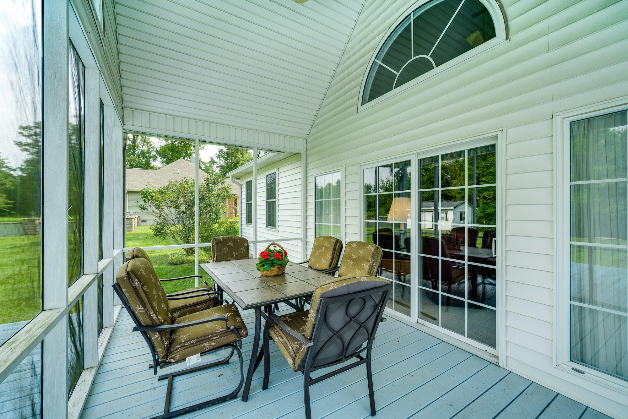 2012 Ona Road Crossville, TN 38572 - Photo 28 of 40 Back screened porch
