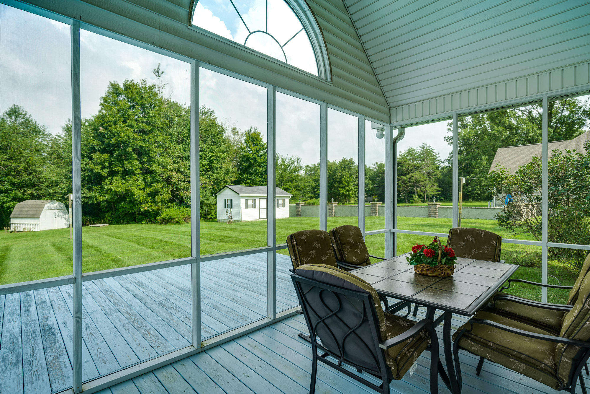 2012 Ona Road Crossville, TN 38572 - Photo 29 of 40 Screened porch
