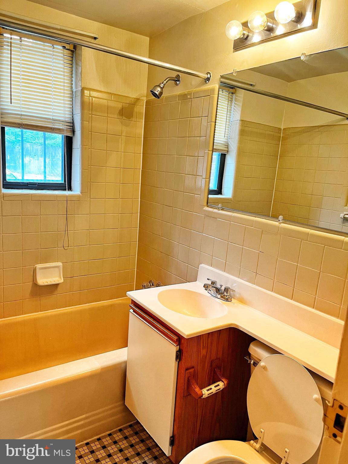 4723 1st Street Southwest, Unit 103 Washington, DC 20032 - Photo 4 of 12